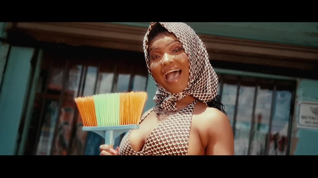 MaWhoo _ Master KG - Ngiyamthanda (Official Music Video) feat